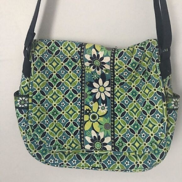 Vera Bradley Daisy Daisy messenger diaper bag - Picture 3 of 10